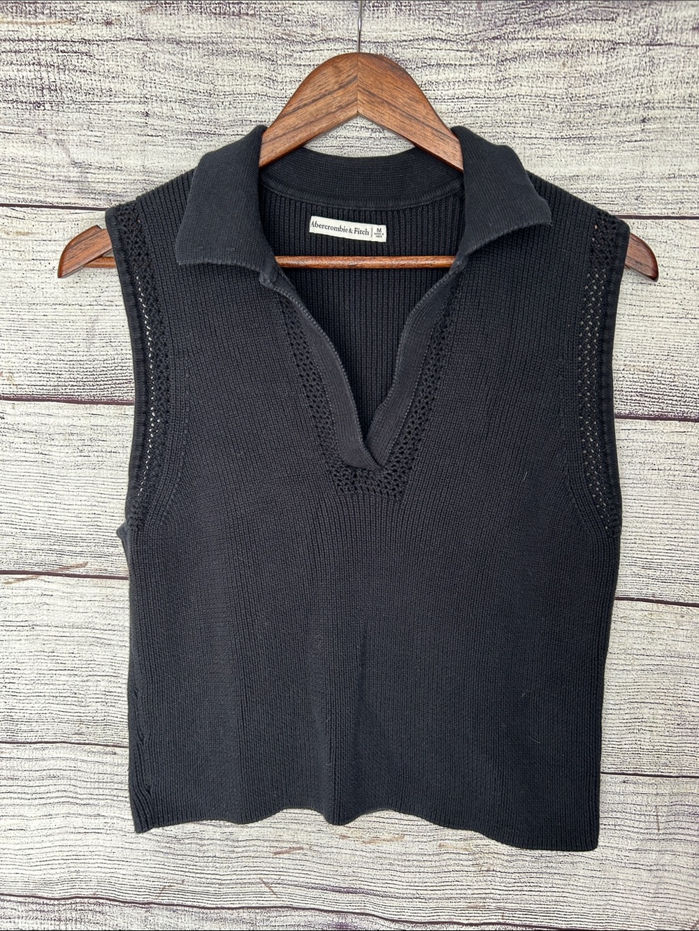 Abercrombie & Fitch 100% cotton sweater vest top size medium